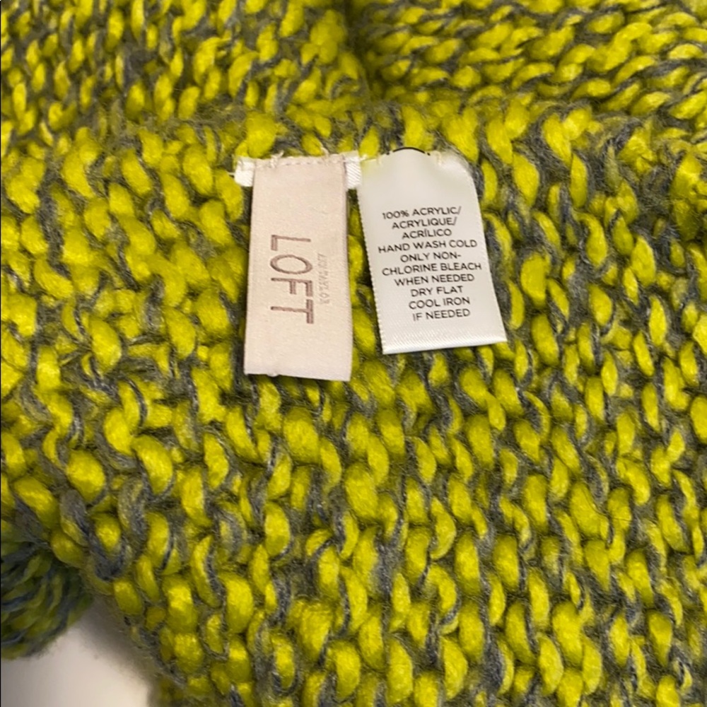 LOFT Green & Gray Infinity Scarf - Picture 4 of 4